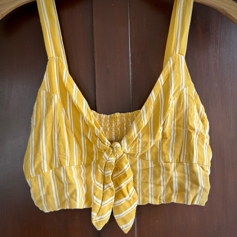 🎶🎉 PacSun Yellow Striped Crop Top - FESTIVAL, CONCERT & Summer Ready Wear!